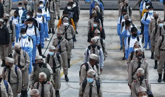 Puno iniciará año escolar sin solucionar serios problemas