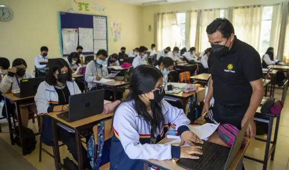 Sueldo de auxiliares de educación nombrados y contratados se fijó en S/2.230