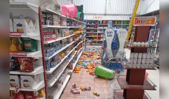 Trabajador de centro comercial graba precisos momentos del temblor en Tumbes