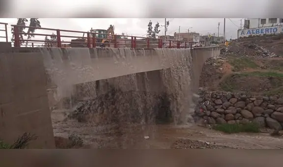 Lluvia activó quebradas e inundó viviendas en Arequipa