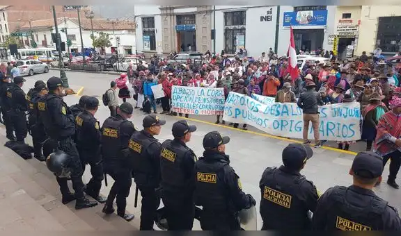 Más de 200 familias a punto de perder sus tierras en juicio con un exhacendado en Cusco