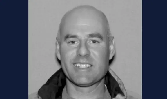 Hombre contrata a sicario para matar a su esposa sin saber que era un agente del FBI encubierto