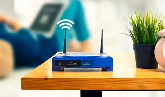 ¿Hacia dónde deben apuntar las antenas de tu router para que tengas mejor señal?