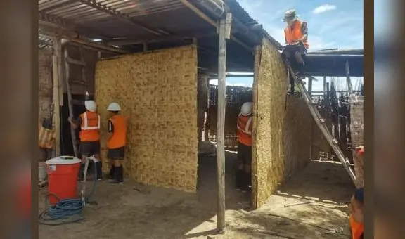 Soldados ayudan a construir casa para anciana afectada por lluvias en Piura: “La unión hace la fuerza”