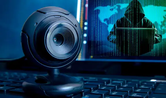 ¿Cómo saber si me están espiando a través de la cámara de mi laptop?