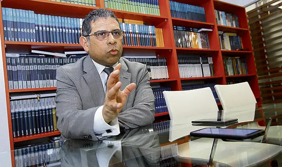 César Azabache: "El Congreso mantiene un esquema en el que los trabajadores son feudo del legislador"