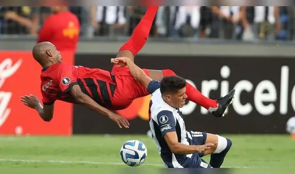 Jesús Castillo comparte foto en la que 'manda a volar' a Fernandinho y celebra empate de Alianza