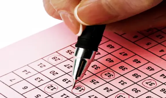 Hombre se gana la lotería gracias a números que le sugirió chatbot de inteligencia artificial