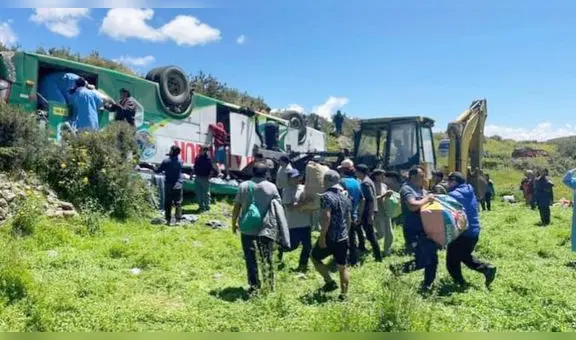 Volcadura de bus interprovincial deja 8 muertos y 27 heridos en Ayacucho