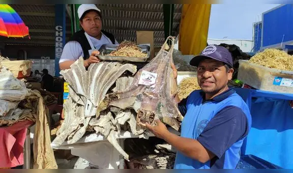 Ely y Javier, una historia de amor consolidada con la elaboración del chinguirito de guitarra