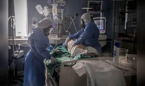 Arequipa: 2 médicos de EsSalud incumplen sus horarios