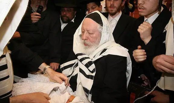 Metzitzah b’peh, el peligroso ritual que expone a bebés recién circuncidados a las ETS