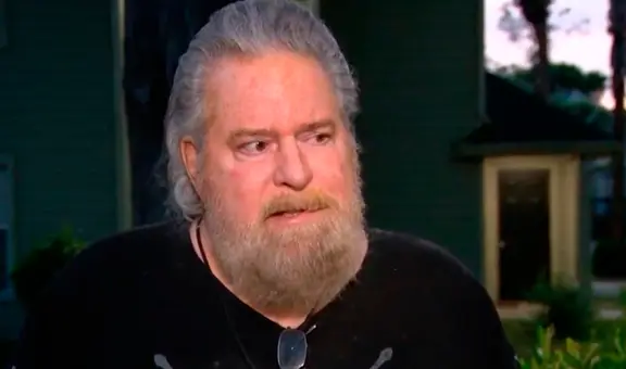 Profesor pide a sus alumnos de secundaria redactar sus últimas ‘palabras en vida’ y lo despiden