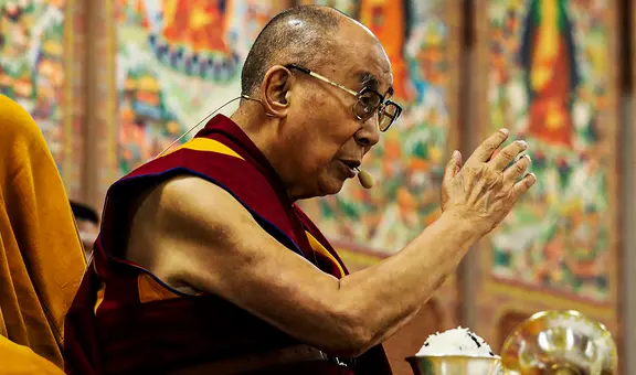 Piden el arresto del dálai lama por criticado video con menor en Sudáfrica