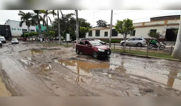 Pistas destruidas generan malestar en la población de Chiclayo