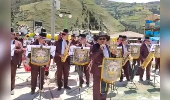 "Mujer amante": mira el cover de Rata Blanca realizado por banda de músicos de Huancayo