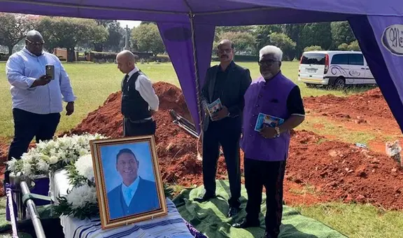 Entierran a pastor fallecido hace dos años: esperaban que resucite