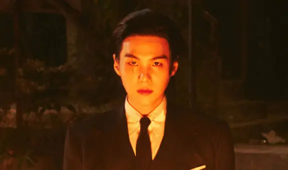 ¿Suga de BTS como el Joker? Rapero impacta en primeras fotos conceptuales de su debut como solista