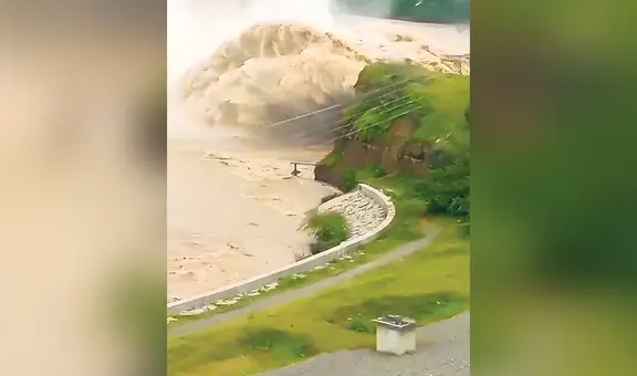 Ríos caudalosos amenazan con inundar los poblados de Piura