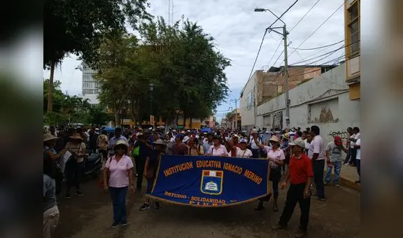 Gobernador, alcaldes y hasta arzobispo de Piura se unen a marcha por inacción del Gobierno ante lluvias