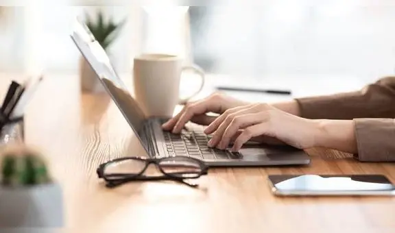 Empresas deberán pagar horas extras si el teletrabajador labora durante tiempo de desconexión digital