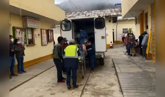 La Libertad: 2 muertos deja volcadura de combi que transportaba trabajadores mineros