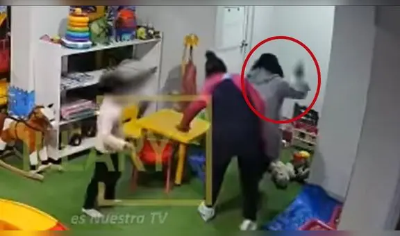 Graban a mujer agrediendo a niña de 3 años en un centro de entretenimiento en Puno