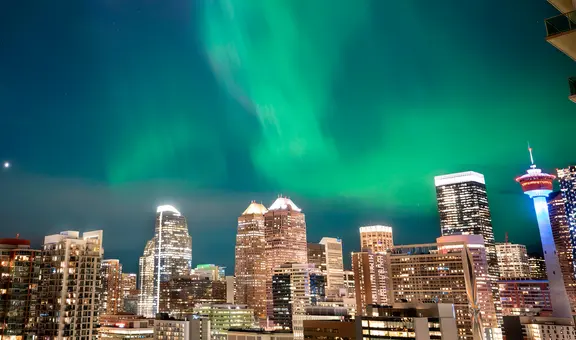 Tormenta solar "severa" golpea la Tierra y causa auroras polares en varias ciudades