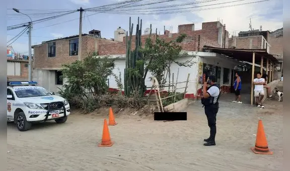 Sujetos en mototaxi arrojan cadáver de hombre en una vía pública de Trujillo