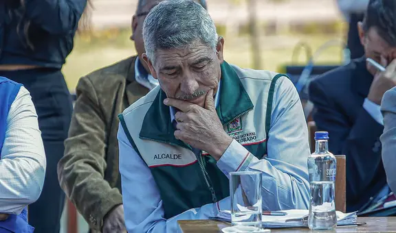 Arequipa: alcalde de Cerro Colorado insiste en que compró casa con ahorros y por crianza de patos