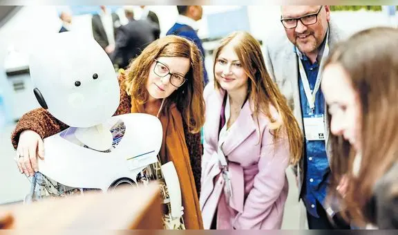 Cumbre del G7 analiza el uso apropiado de la inteligencia artificial