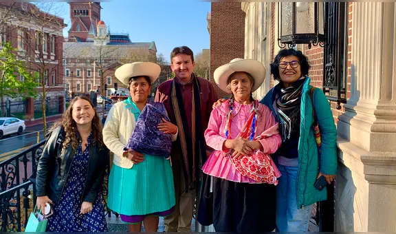 Artesanas de Cajamarca se lucieron en Universidad de Harvard