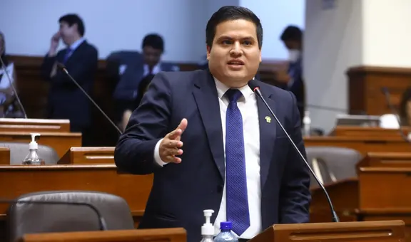 "No soy fundamental en esa comisión": Diego Bazán tras renunciar a investigar empresas chinas por viaje pagado