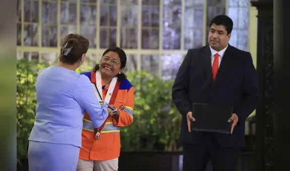 Isabel Cortez se defiende de críticas ante condecoración presidencial: "No significa que yo crea en Dina Boluarte"