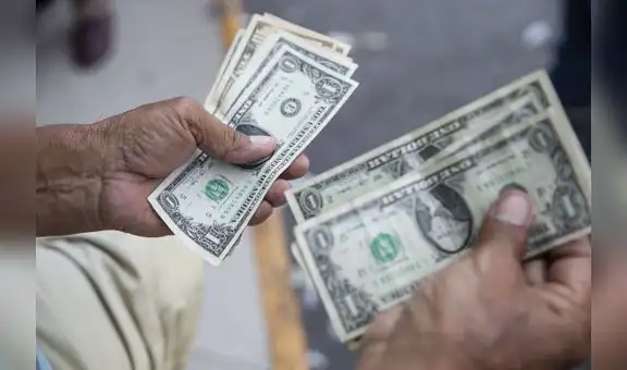 Tipo de cambio del dólar cierra ligeramente al alza y cotiza en S/3,7120 este martes 2 de mayo
