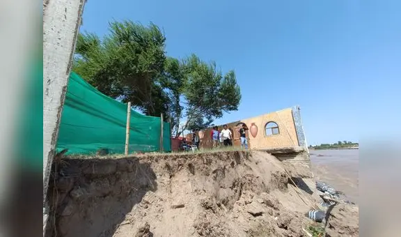 Río amenaza viviendas y negocios en Callanca-Monsefú