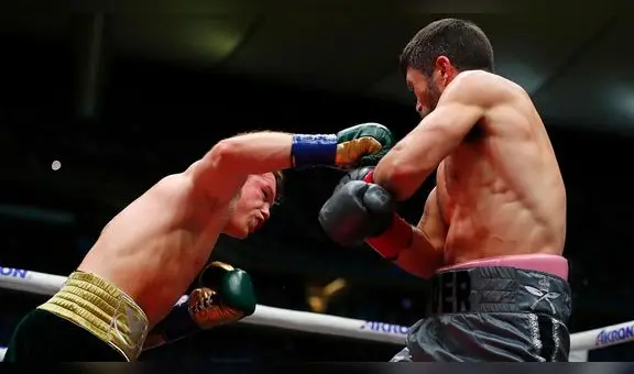 'Canelo' Álvarez sigue en la cima del boxeo: derrotó a Ryder por el título mundial unificado