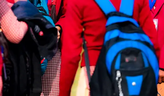 Niña de 8 años fue abandonada por sus padres en un colegio en Colombia