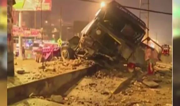 VMT: accidente de tráiler deja un herido tras despistarse por lluvias en Lima