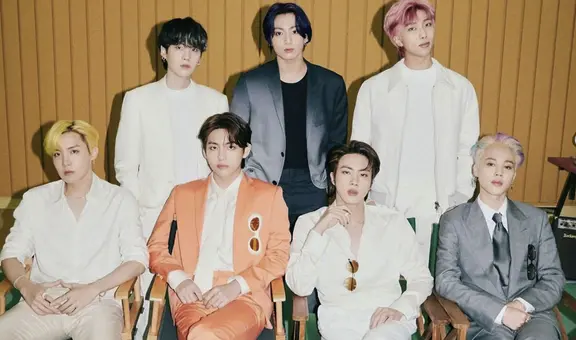 BTS lanza libro oficial "Beyond the story" por su aniversario 10 como grupo k-pop