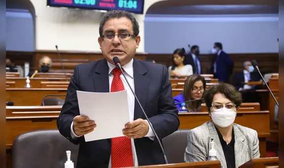 Congreso: Luis Picón oficialmente se incorporó a la bancada de Podemos Perú
