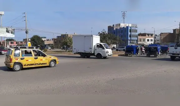 Denuncian falta de semáforos e iluminación en vía de Chiclayo