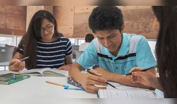 Colegios dictarán curso Historia del Terrorismo tras publicación de ley que lo declara de interés nacional