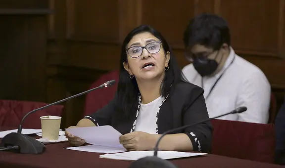 Katy Ugarte propone PL para incluir en la Constitución el derecho a la protesta pacífica