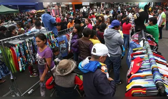 Informalidad en negocios llegó a su pico más alto en 8 años