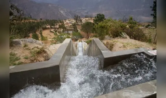 Contraloría: Agro Rural no cumple con plazos para desarrollar proyecto de infraestructura hídrica en 14 regiones