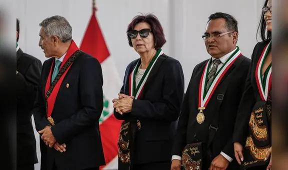 Alcaldesa interina de distrito de Arequipa solo tiene estudios escolares