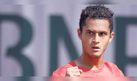 Juan Pablo Varillas avanza en Roland Garros