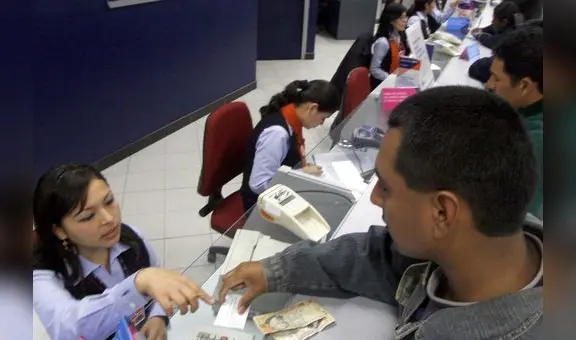 Bancos deberán resolver reclamos en un plazo máximo de 15 días