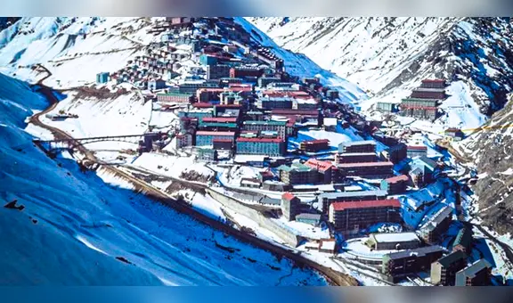 Sewell, el pueblo fantasma chileno que alguna vez albergó a 15.000 personas por su riqueza